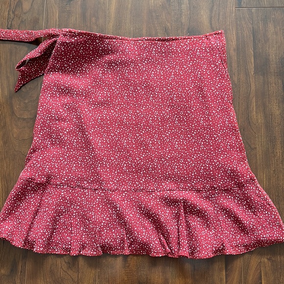 Abercrombie Ruffle Wrap Mini Skirt - Picture 7 of 9